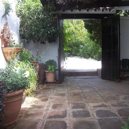 Finca La Tierra - Adults Only Bed & Breakfast Mijas